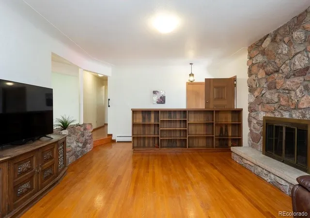Photo 1 of Single family home for sale at 1045 S Cody St, Lakewood, CO 80226 | MLS# 5537855 | Listing updated on 2026-09-25