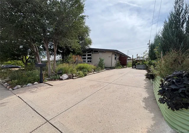 Photo 2 of Single family home for sale at 680 Bronco Rd, Denver, CO 80221 | MLS# 6649825 | Listing updated on 2026-09-17