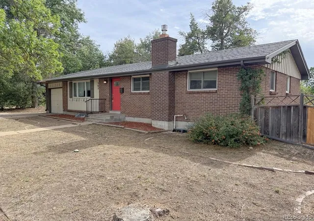 Photo 3 of Single family home for sale at 562 W Easter Ave, Littleton, CO 80120 | MLS# 4831868 | Listing updated on 2026-10-06