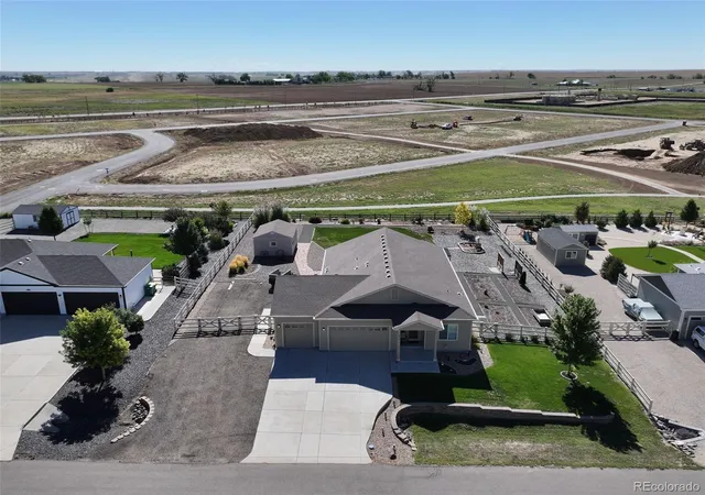Photo 4 of Single family home for sale at 620 Remington Dr, Hudson, CO 80642 | MLS# 8895188 | Listing updated on 2026-09-18