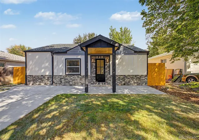 Photo 2 of Single family home for sale at 1926 Xenia St, Denver, CO 80220 | MLS# 8639554 | Listing updated on 2026-09-24