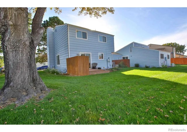 Photo 4 of Townhouse for sale at 948 W 133rd Circle, Denver, CO 80234 | MLS# IR1068820 | Listing updated on 2026-09-26