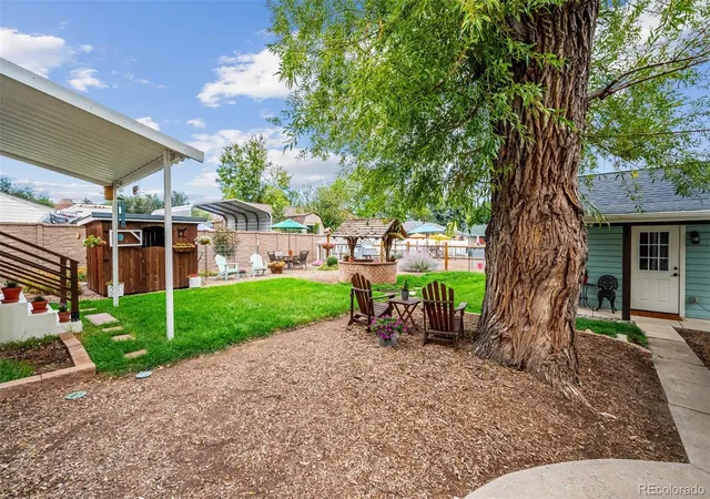 Photo 4 of Single family home for sale at 9555 W 6th Avenue, Lakewood, CO 80215 | MLS# 7489799 | Listing updated on 2026-09-22
