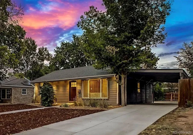 Single family home for sale at 1450 S Glencoe St, Denver, CO 80222 | MLS# 9379341