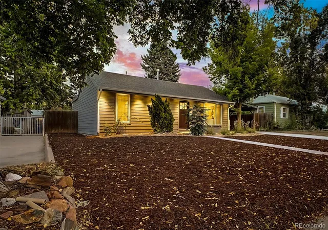 Photo 2 of Single family home for sale at 1450 S Glencoe St, Denver, CO 80222 | MLS# 9379341 | Listing updated on 2026-09-23