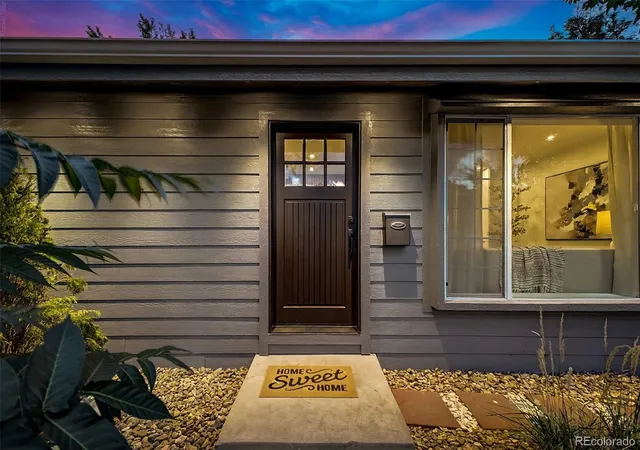 Photo 4 of Single family home for sale at 1450 S Glencoe St, Denver, CO 80222 | MLS# 9379341 | Listing updated on 2026-09-23