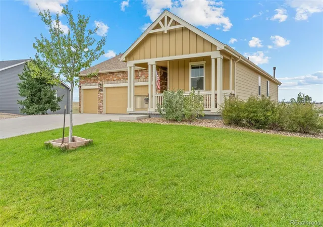 Photo 2 of Sale Pending at 5522 Bear Crk Loop, Elizabeth, CO 80107 | MLS# 6917943 | Listing updated on 2026-09-19