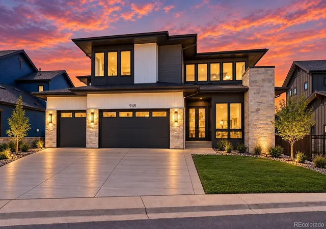 Photo 1 of Single family home for sale at 945 Saint Andrews Ln, Louisville, CO 80027 | MLS# 6013274 | Listing updated on 2026-09-19