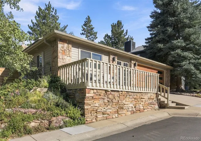 Photo 2 of Single family home for sale at 504 Creekside Ct, Golden, CO 80403 | MLS# 2796330 | Listing updated on 2026-10-09