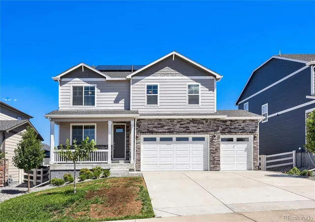 Photo 1 of Single family home for sale at 2877 Villageview Ln, Castle Rock, CO 80104 | MLS# 5445778 | Listing updated on 2026-09-26