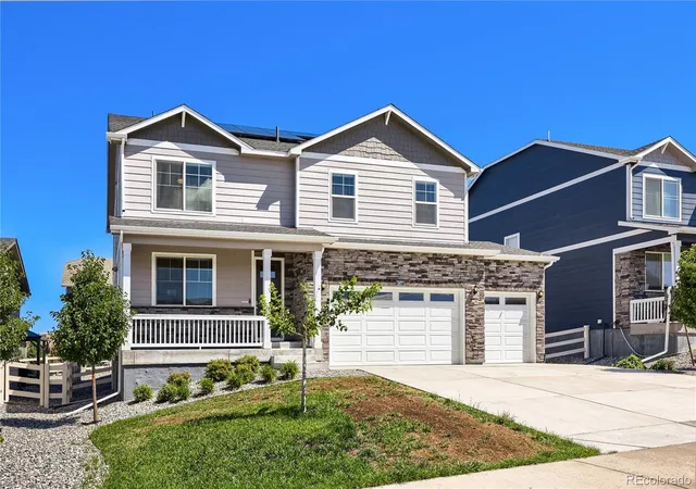 Photo 2 of Single family home for sale at 2877 Villageview Ln, Castle Rock, CO 80104 | MLS# 5445778 | Listing updated on 2026-09-26