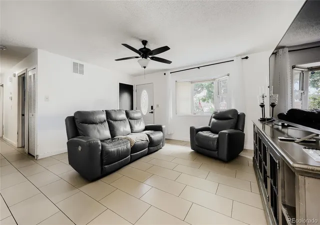 Photo 3 of Single family home for sale at 2535 Gina Dr, Colorado Springs, CO 80916 | MLS# 2846706 | Listing updated on 2026-10-01