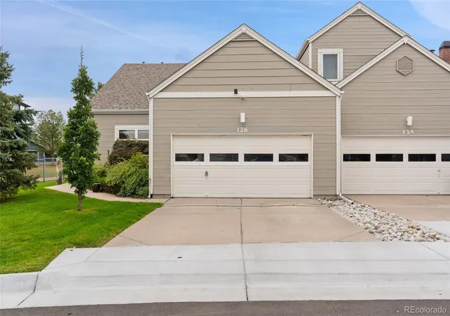 Townhouse for sale at 15555 E 40th Avenue #126, Denver, CO 80239 | MLS# 4532489