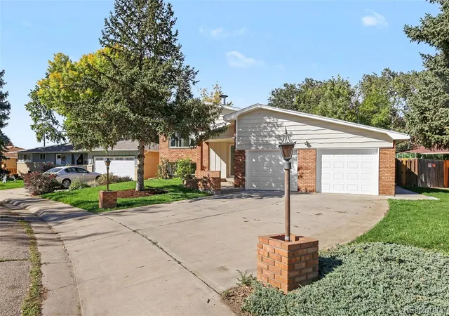 Photo 1 of Single family home for sale at 1939 Emery St, Longmont, CO 80501 | MLS# 3106030 | Listing updated on 2026-10-19