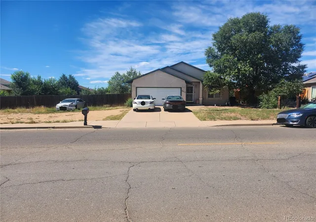Single family home for sale at 2515 Lowell Ave, Pueblo, CO 81003 | MLS# 6136459