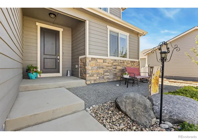 Photo 3 of Single family home for sale at 1340 Cimarron Cir, Eaton, CO 80615 | MLS# IR1068863 | Listing updated on 2026-10-04