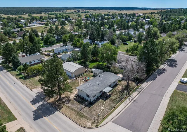 Photo 1 of Single family home for sale at 396 W Elm St, Elizabeth, CO 80107 | MLS# 4498967 | Listing updated on 2026-10-05