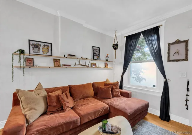 Photo 3 of Townhouse for sale at 105 W Maple Ave, Denver, CO 80223 | MLS# 2719106 | Listing updated on 2026-10-07