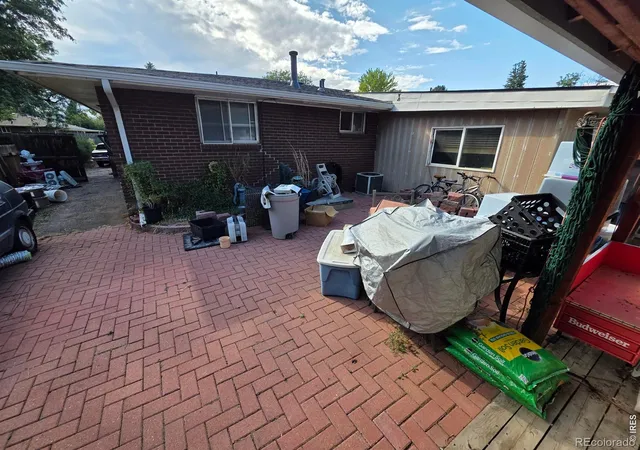 Photo 2 of Single family home for sale at 12 Huntington Ct, Longmont, CO 80503 | MLS# IR1068888 | Listing updated on 2026-10-21