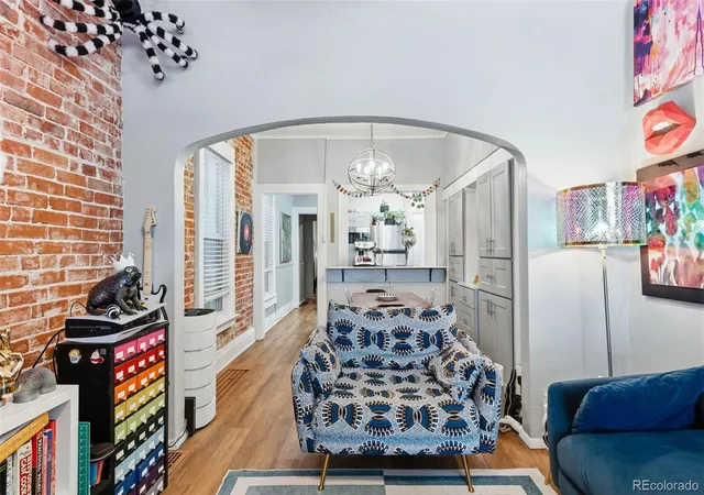 Listing Photo 4 - Condo for sale in building located at 324 S Logan St, Denver, CO 80209