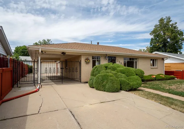 Photo 4 of Single family home for sale at 2581 S Perry St, Denver, CO 80219 | MLS# 4897774 | Listing updated on 2026-09-28