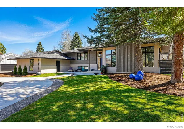 Photo 2 of Single family home for sale at 6923 Hunter Pl, Boulder, CO 80301 | MLS# IR1068896 | Listing updated on 2026-09-21