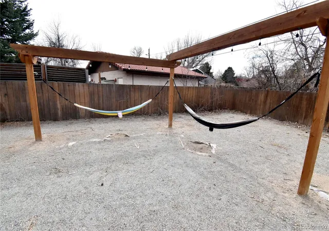 Photo 3 of Single family home for sale at 951 S Fulton St, Aurora, CO 80247 | MLS# 3096237 | Listing updated on 2026-09-25
