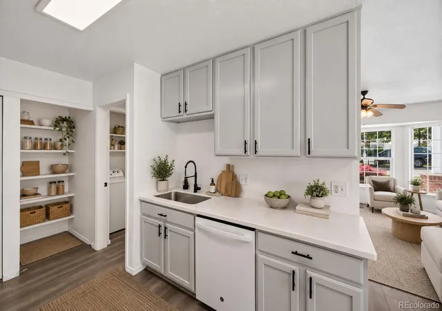 Photo 4 of Single family home for sale at 17183 E Wyoming Dr, Aurora, CO 80017 | MLS# 4516959 | Listing updated on 2026-09-18