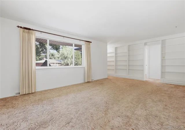 Photo 3 of Single family home for sale at 6376 S Valleyview St, Littleton, CO 80120 | MLS# 4597471 | Listing updated on 2026-09-25