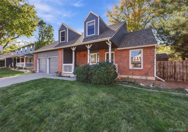Photo 2 of Single family home for sale at 688 E Phillips Dr N, Littleton, CO 80122 | MLS# 4227822 | Listing updated on 2026-10-09