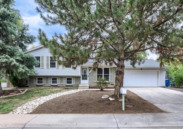 Photo 2 of Single family home for sale at 16398 E Warren Ave, Aurora, CO 80013 | MLS# 3804288 | Listing updated on 2026-10-06