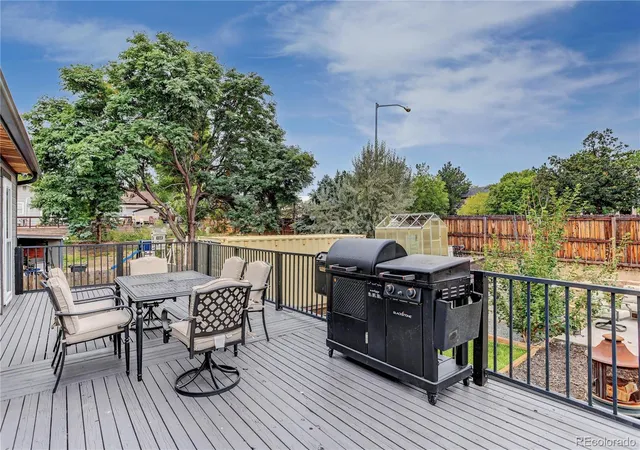 Photo 4 of Single family home for sale at 15304 E Idaho Pl, Aurora, CO 80017 | MLS# 6460139 | Listing updated on 2026-10-08
