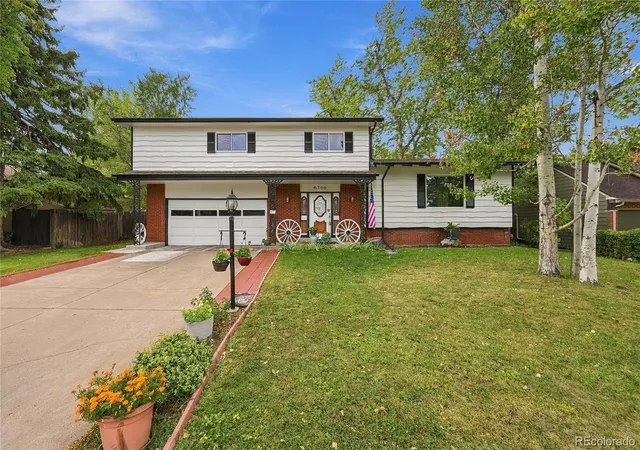 Photo 1 of Single family home for sale at 6760 W 4th Place, Lakewood, CO 80226 | MLS# 8474398 | Listing updated on 2026-09-24