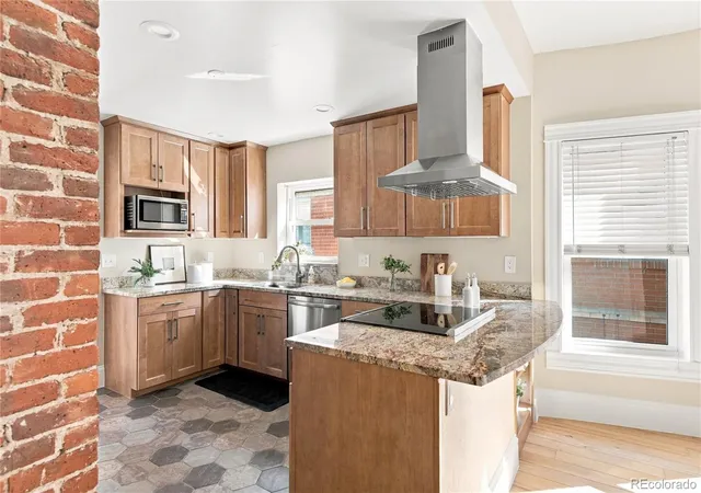 Photo 4 of Single family home for sale at 1462 S Grant St, Denver, CO 80210 | MLS# 9628289 | Listing updated on 2026-10-20