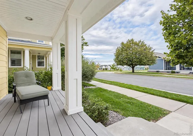 Photo 3 of Townhouse for sale at 1422 Haystack Way, Lafayette, CO 80026 | MLS# IR1068931 | Listing updated on 2026-09-20