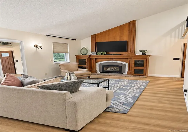 Photo 2 of Townhouse for sale at 16453 E Radcliff Pl #B, Aurora, CO 80015 | MLS# 9837025 | Listing updated on 2026-09-23