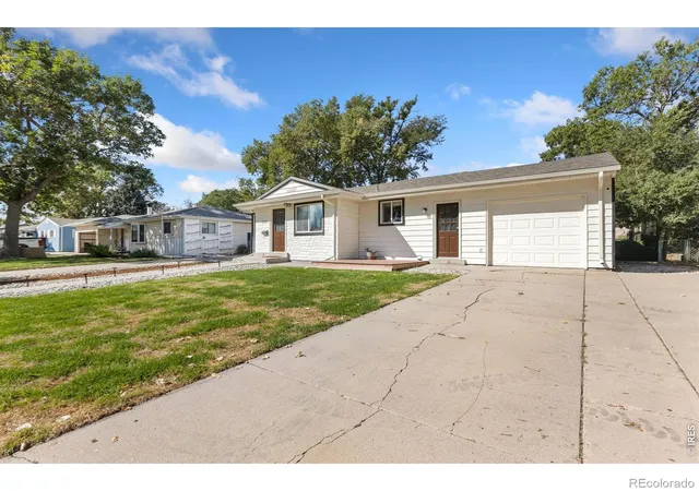 Photo 3 of Single family home for sale at 113 Balsam St, Fort Morgan, CO 80701 | MLS# IR1068940 | Listing updated on 2026-09-17