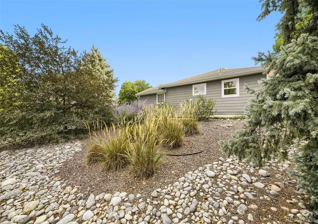Photo 2 of Single family home for sale at 2901 S Madison St, Denver, CO 80210 | MLS# 4451448 | Listing updated on 2026-09-21