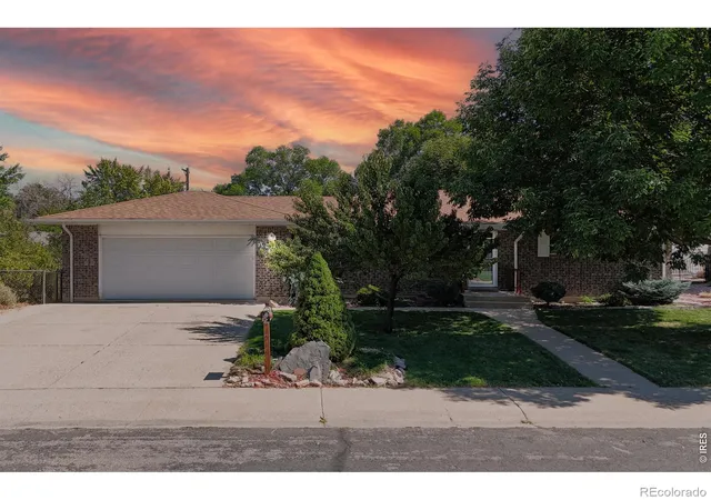 Photo 1 of Single family home for sale at 1016 Jennifer Dr, Loveland, CO 80537 | MLS# IR1068971 | Listing updated on 2026-09-19