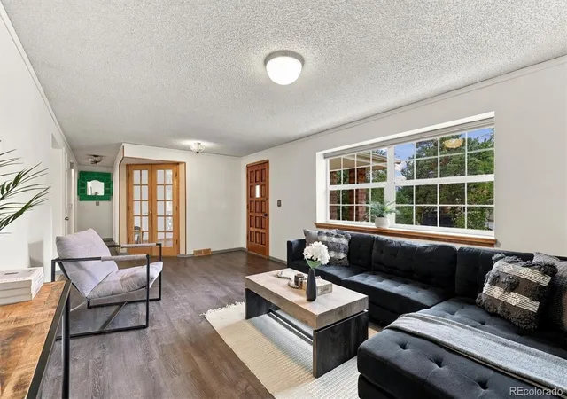 Photo 3 of Single family home for sale at 3544 Columbia Dr, Longmont, CO 80503 | MLS# 3052464 | Listing updated on 2026-09-23