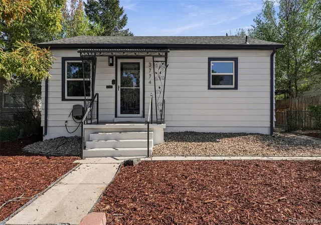 Photo 1 of Single family home for sale at 3774 S Delaware St, Englewood, CO 80110 | MLS# 9354570 | Listing updated on 2026-10-01