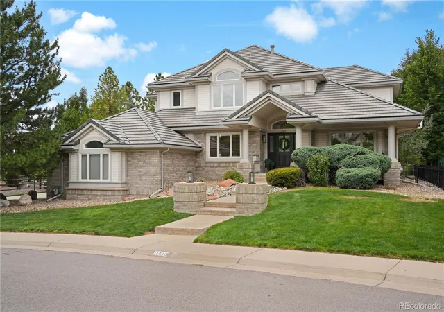 Single family home for sale at 11413 W Asbury Ct, Lakewood, CO 80227 | MLS# 2291161