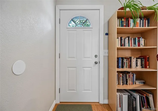 Photo 4 of Single family home for sale at 1555 S Sedalia St, Aurora, CO 80017 | MLS# 8416201 | Listing updated on 2026-10-05