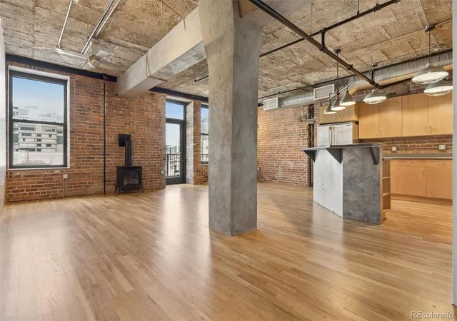 Photo 3 of Condo for sale at 1801 Wynkoop St #302, Denver, CO 80202 | MLS# 6005124 | Listing updated on 2026-10-10