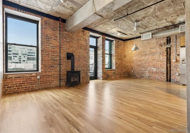 Photo 4 of Condo for sale at 1801 Wynkoop St #302, Denver, CO 80202 | MLS# 6005124 | Listing updated on 2026-10-10