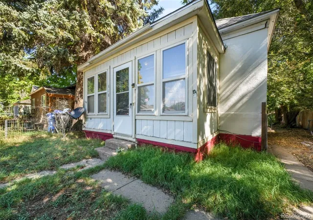 Photo 3 of Single family home for sale at 818 W 2nd Street, Florence, CO 81226 | MLS# 7739354 | Listing updated on 2026-09-24