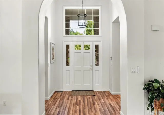 Photo 4 of Single family home for sale at 5418 Shetland Ct, Highlands Ranch, CO 80130 | MLS# 8425411 | Listing updated on 2026-09-25