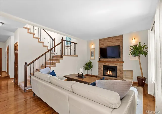 Photo 3 of Single family home for sale at 36 Clare Ct, Castle Pines, CO 80108 | MLS# 1945446 | Listing updated on 2026-09-25