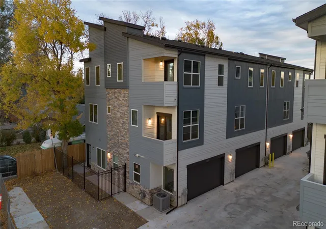 Photo 2 of Townhouse for sale at 1512 Ingalls St, Lakewood, CO 80214 | MLS# 4067314 | Listing updated on 2026-09-22