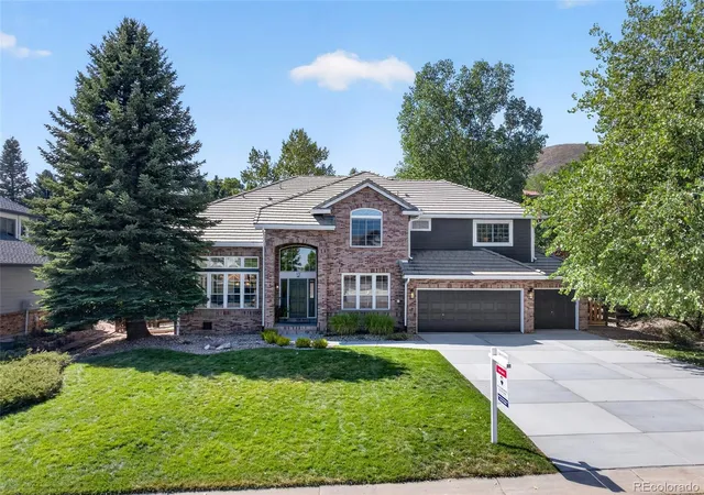 Photo 1 of Single family home for sale at 13 White Oak Dr, Littleton, CO 80127 | MLS# 3631425 | Listing updated on 2026-09-23